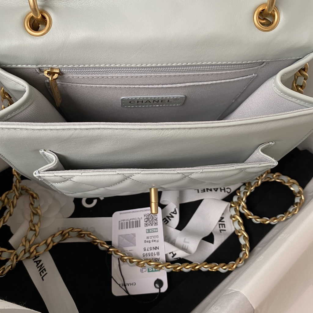 Chanel AS3932 Flap Bag Lambskin Gray