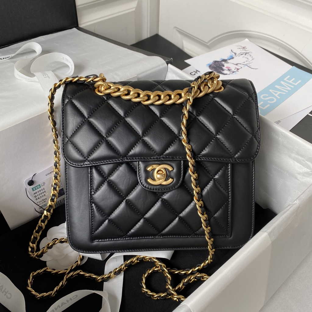 Chanel AS3932 Flap Bag Lambskin Black