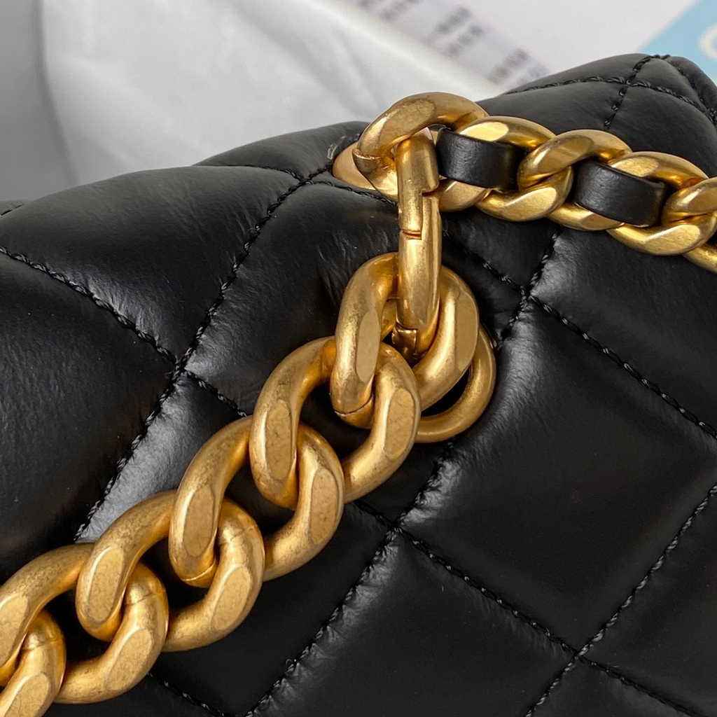 Chanel AS3932 Flap Bag Lambskin Black