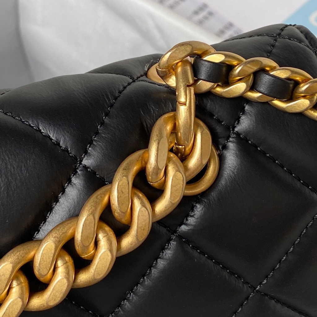 Chanel AS3932 Flap Bag Lambskin Black