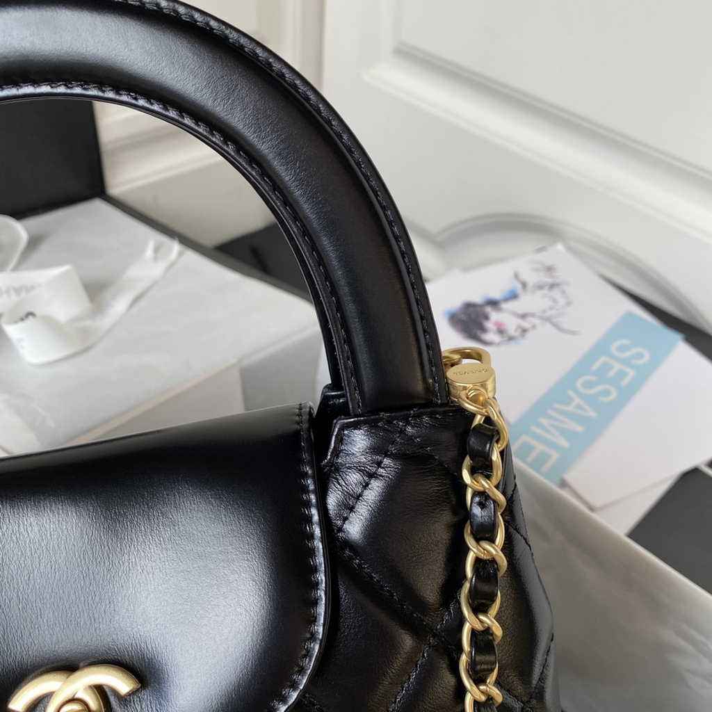 Chanel AS3970 Flap bag Lambskin gold-tone metal Black