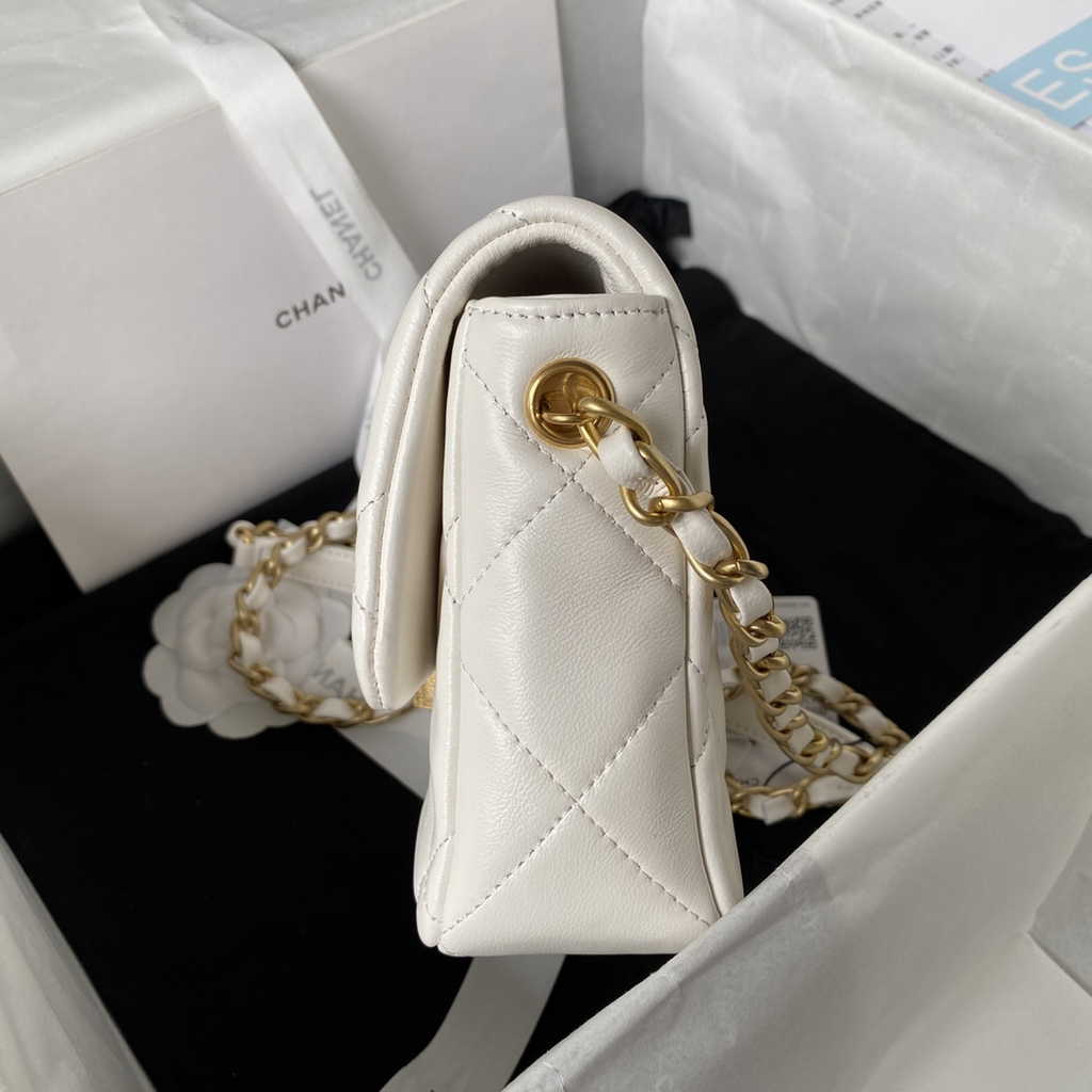 Chanel AS3979 Mini flap bag Lambskin gold-tone metal white