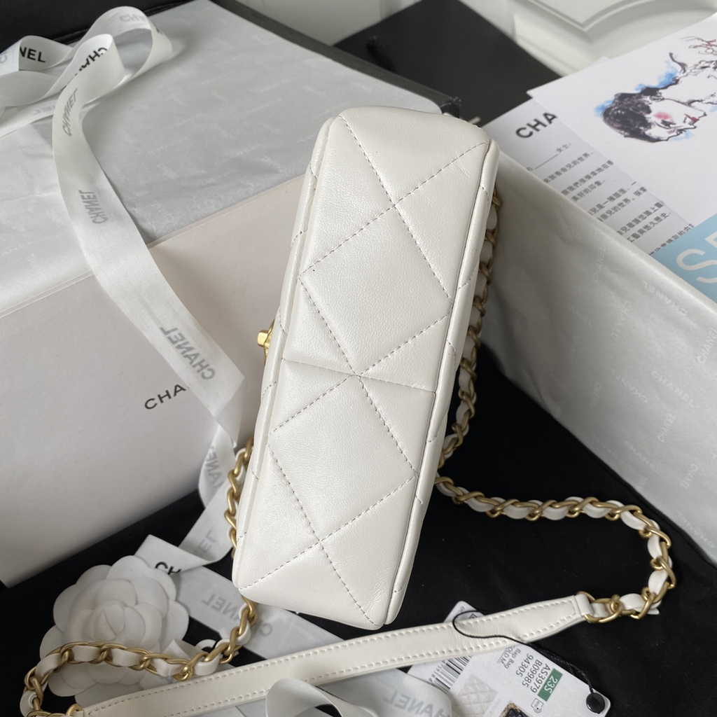 Chanel AS3979 Mini flap bag Lambskin gold-tone metal white