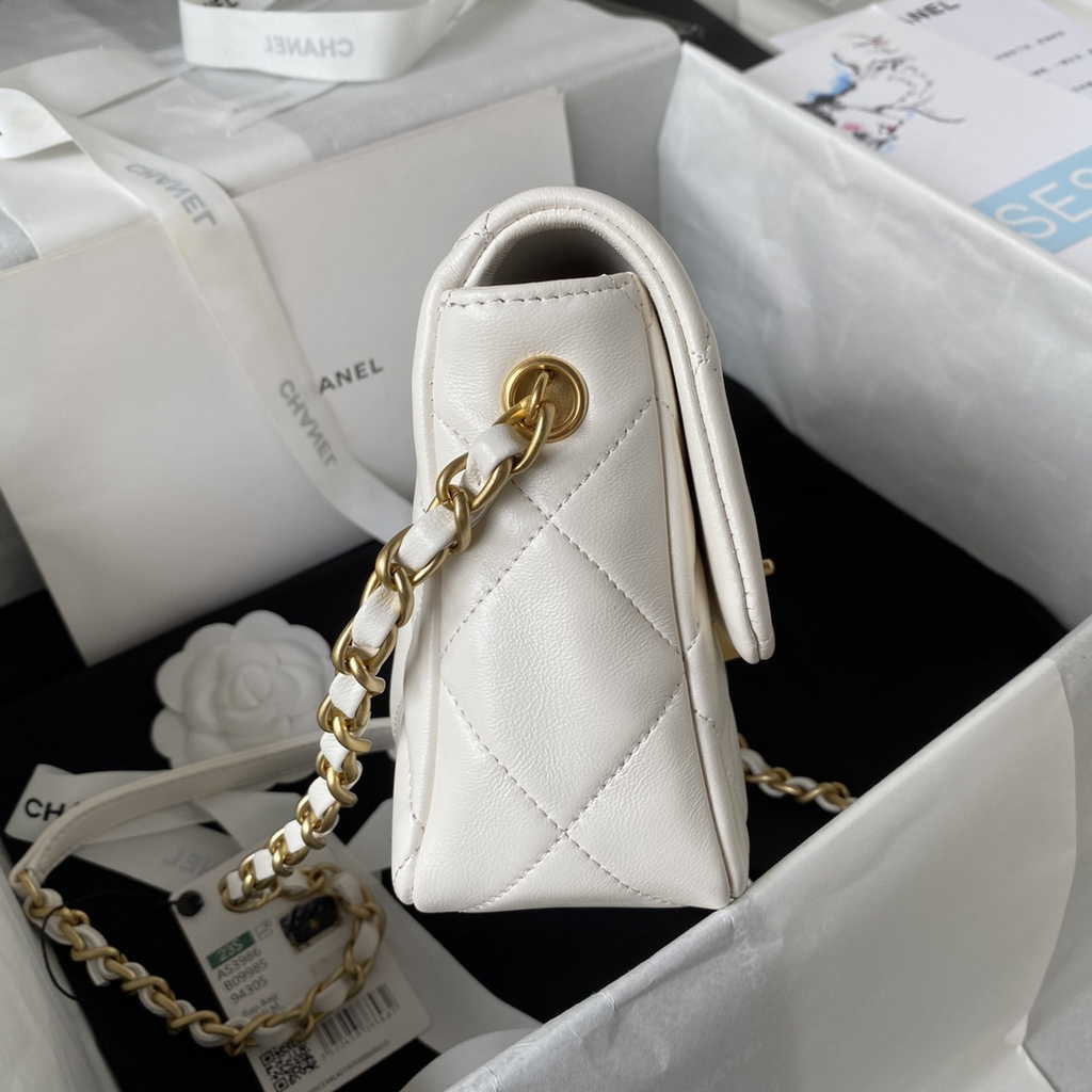 Chanel AS3986 Small flap bag Lambskin gold-tone metal White