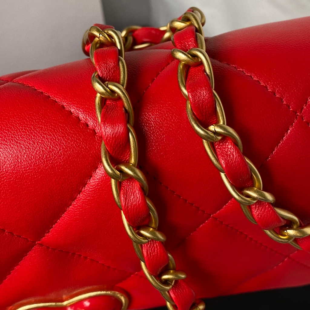 Chanel AS3986 Small flap bag Lambskin gold-tone metal Red
