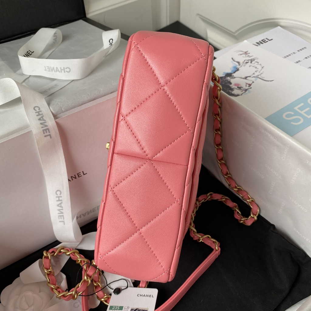 Chanel AS3986 Small flap bag Lambskin gold-tone metal pink