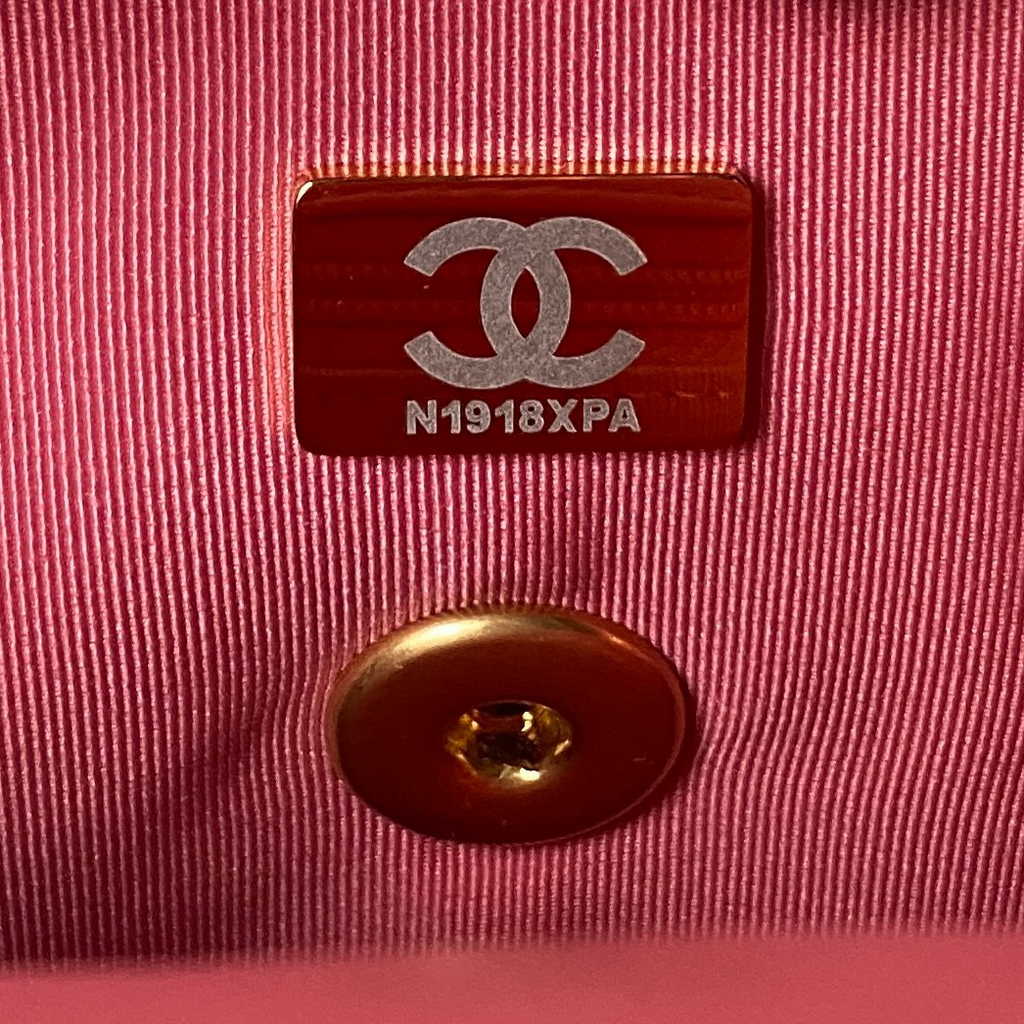 Chanel AS3986 Small flap bag Lambskin gold-tone metal pink