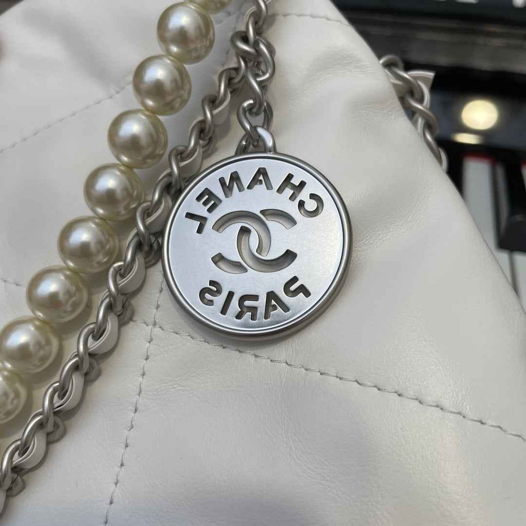 Chanel AS3989 Mini Handbag White Leather silver