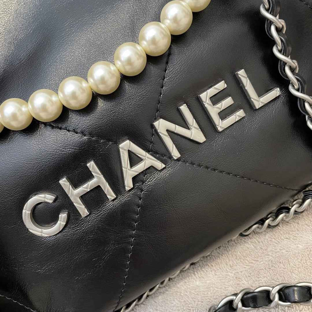 Chanel AS3989 Mini Handbag black silver Leather