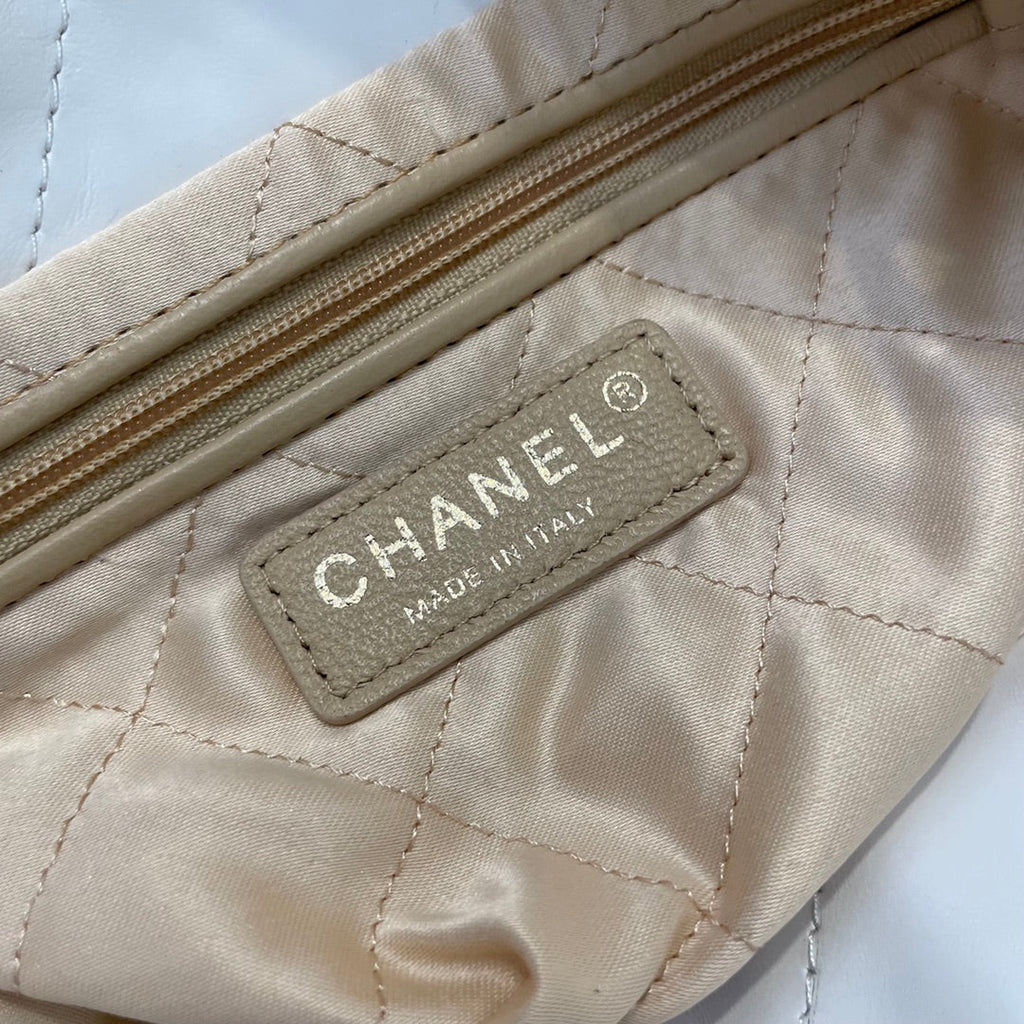 Chanel AS3989 Mini Handbag White Leather Gold