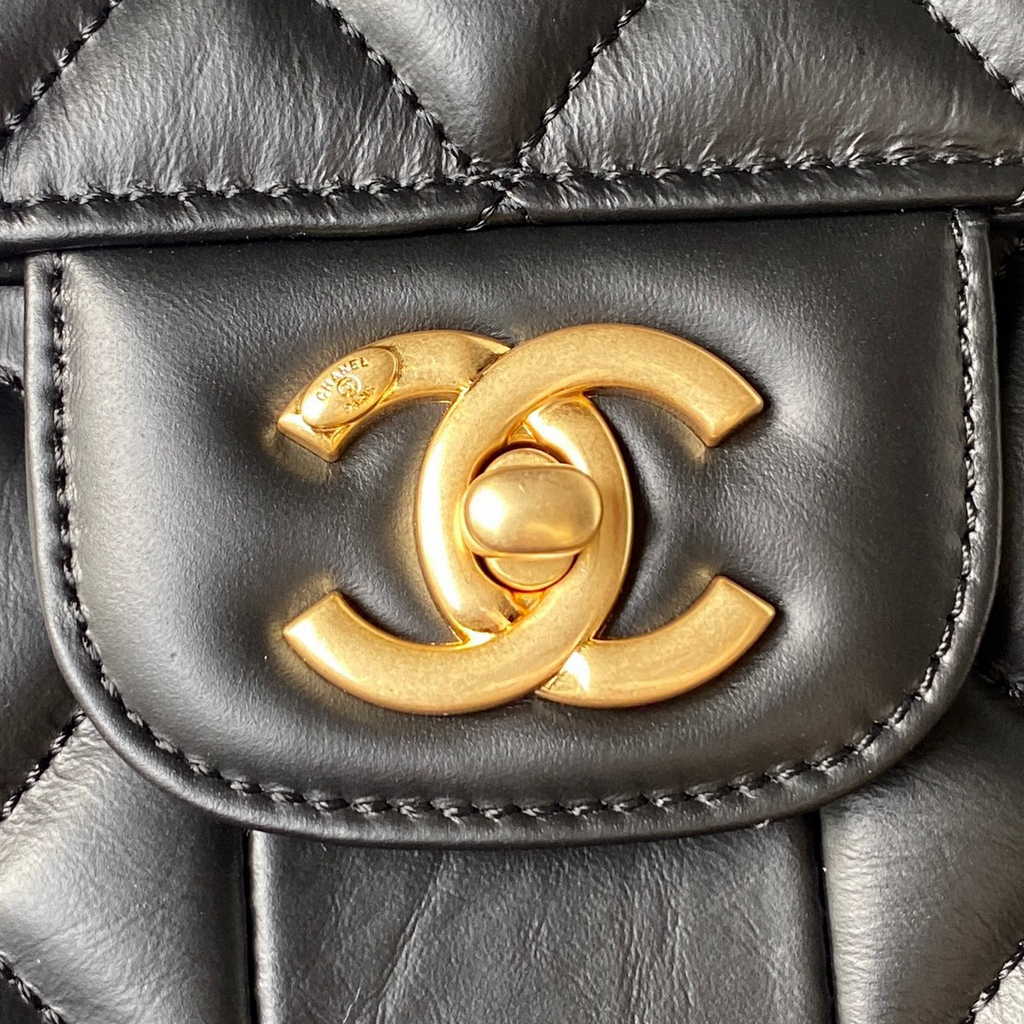 Chanel AS4031 Flap Bag Lambskin Black
