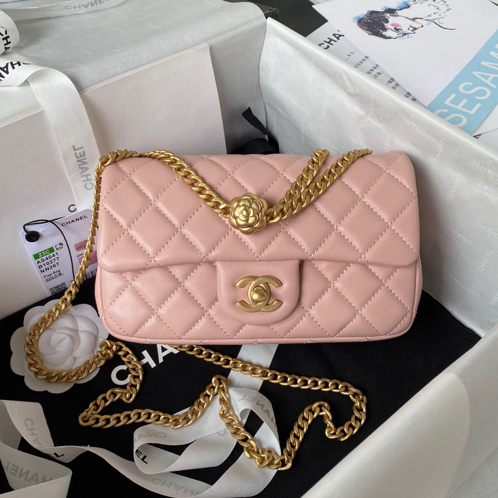 Chanel AS4041 Small Flap Bag Lambskin & Gold-Tone Metal Pink