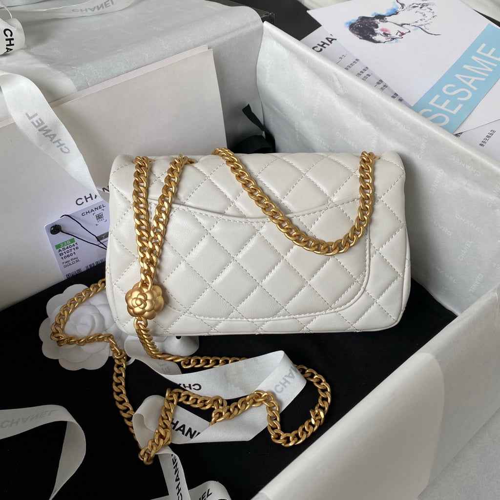 Chanel AS4041 Small Flap Bag Lambskin & Gold-Tone Metal White