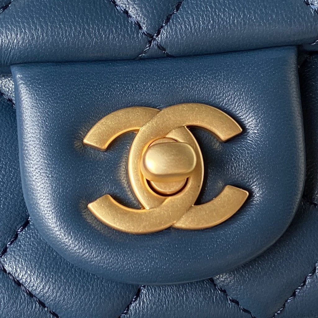 Chanel AS4041 Small Flap Bag Lambskin & Gold-Tone Metal Blue
