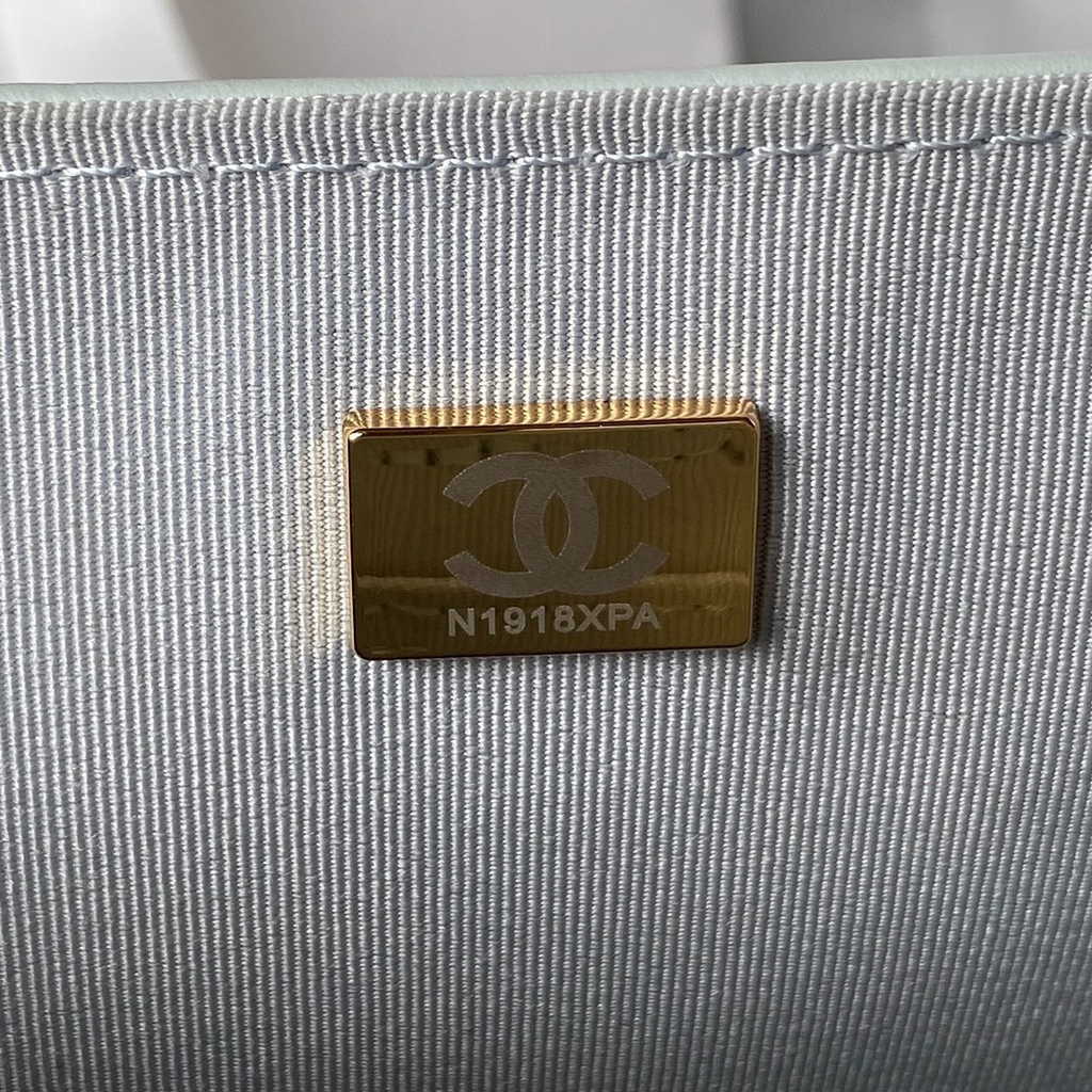 Chanel AS4051 Flap Bag Lambskin Gray