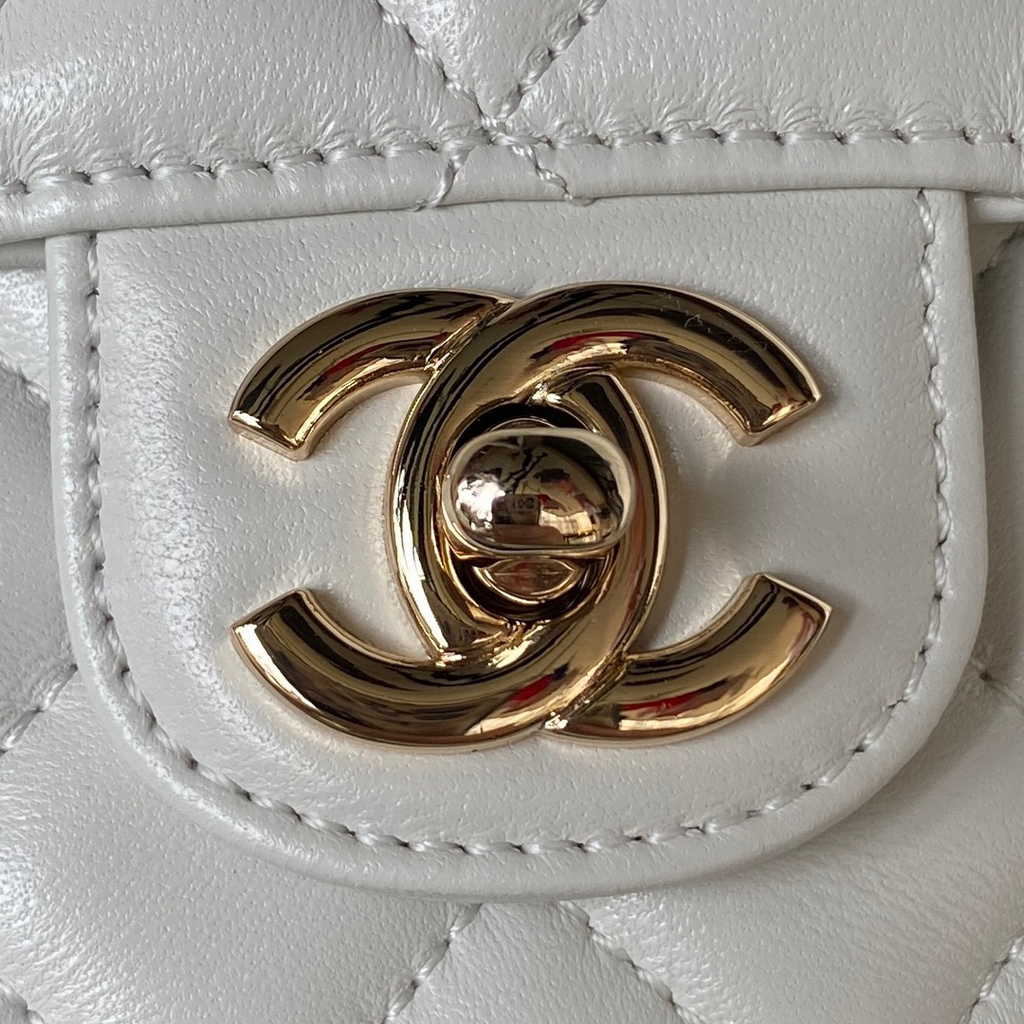 Chanel AS4141 Top Flap Bag Casual Style Lambskin White