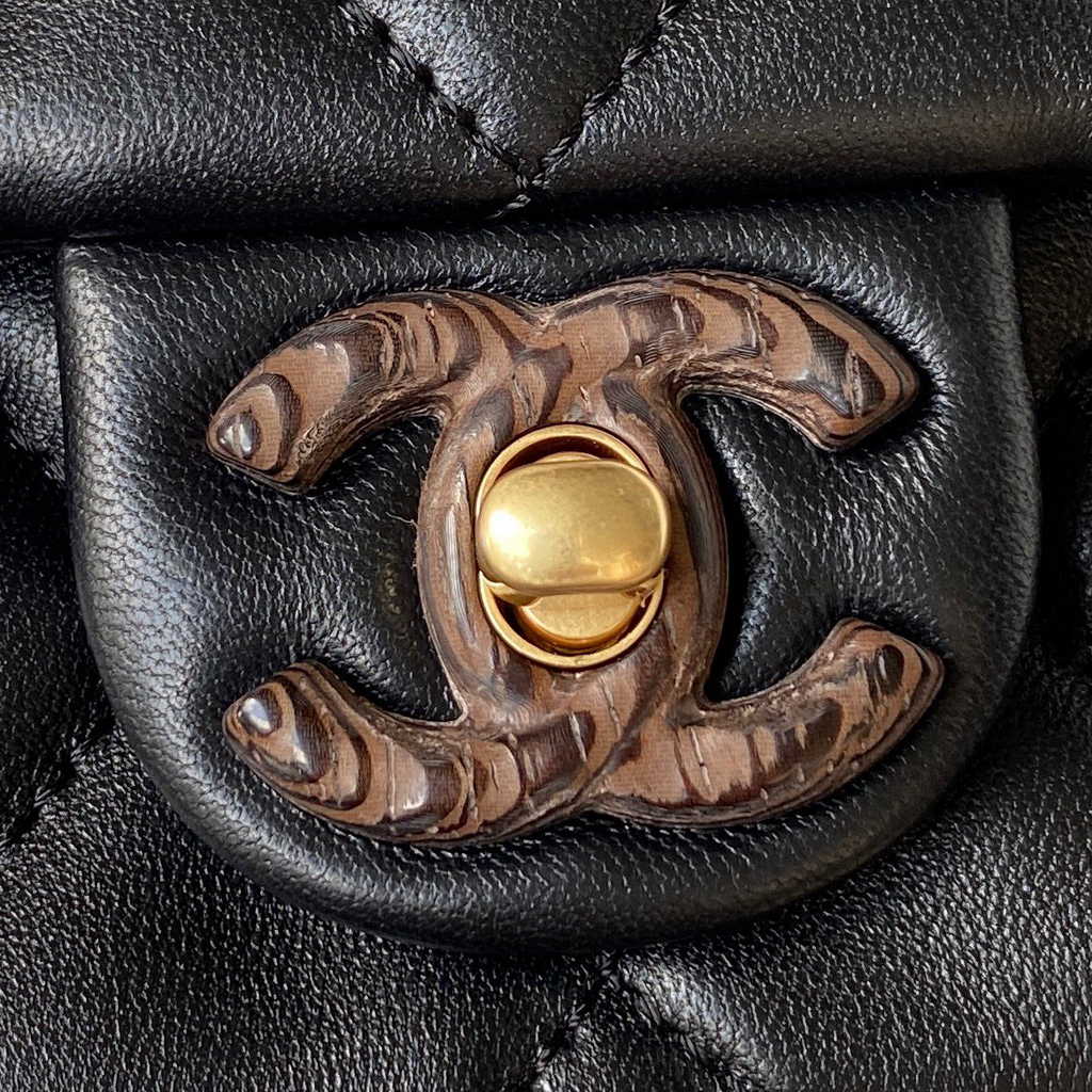Chanel AS4165 Mini flap bag Lambskin wenge wood Black