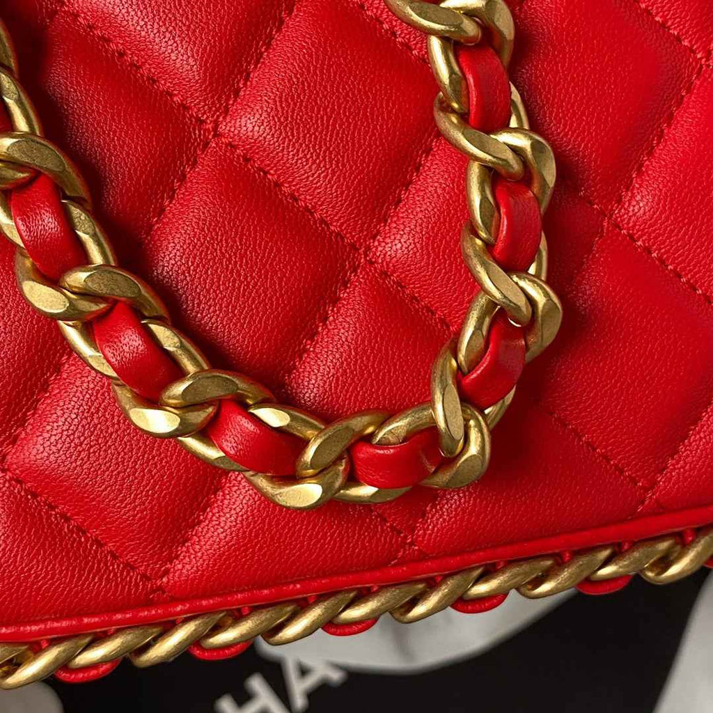 Chanel AS4287 Large hobo bag Shiny crumpled lambskin gold-tone Red