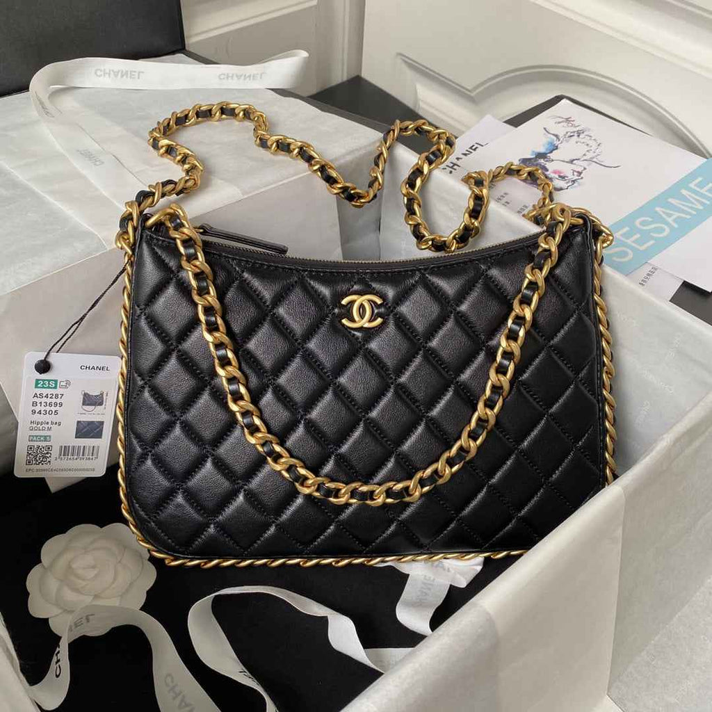 Chanel AS4287 Large hobo bag Shiny crumpled lambskin gold-tone Black