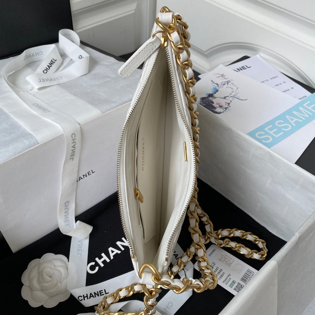 Chanel AS4287 Large hobo bag Shiny crumpled lambskin gold-tone Beige