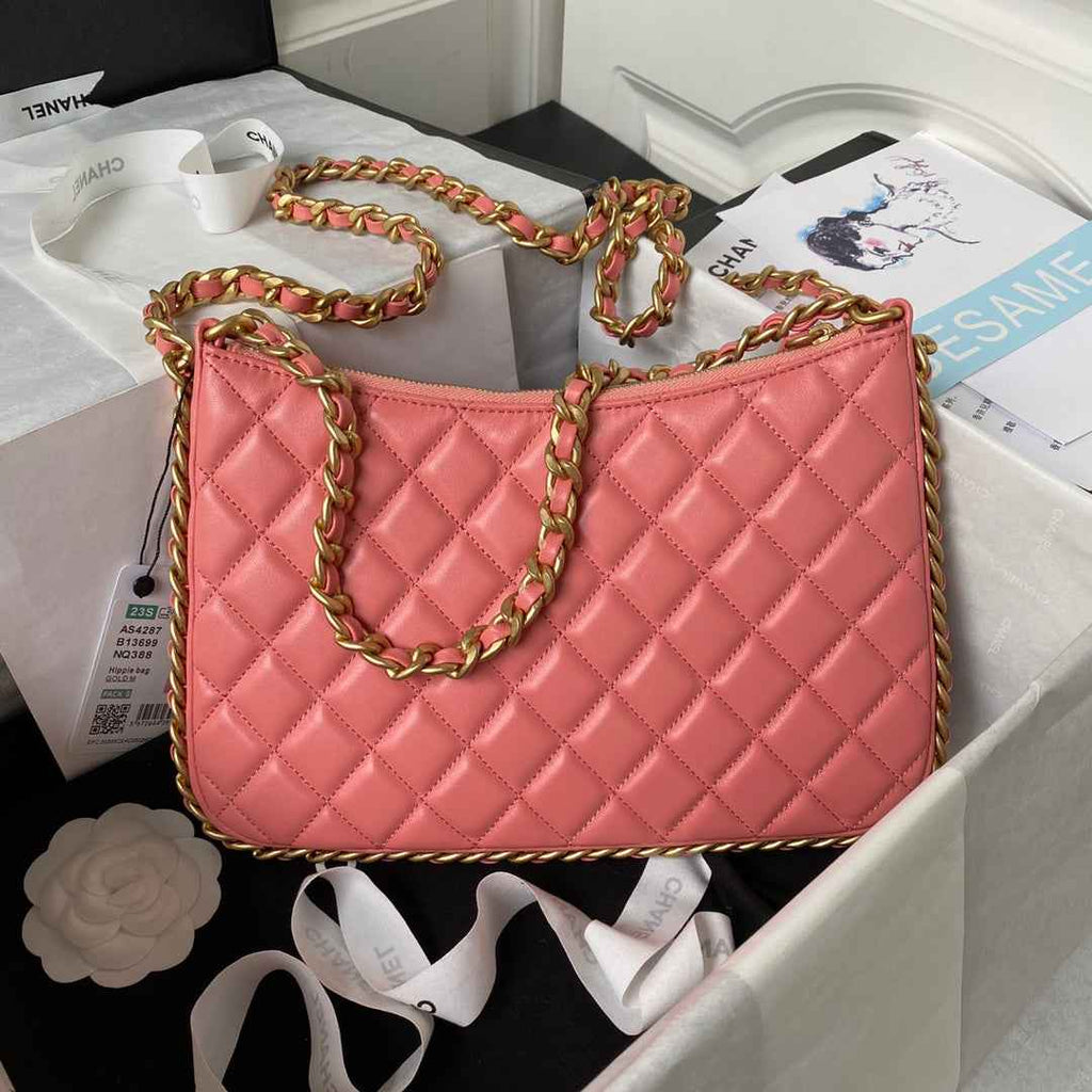Chanel AS4287 Large hobo bag Shiny crumpled lambskin gold-tone Pink