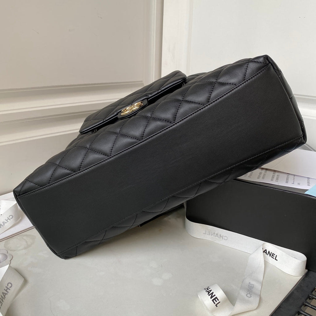 Chanel AS4339 Maxi hobo bag Calfskin Black