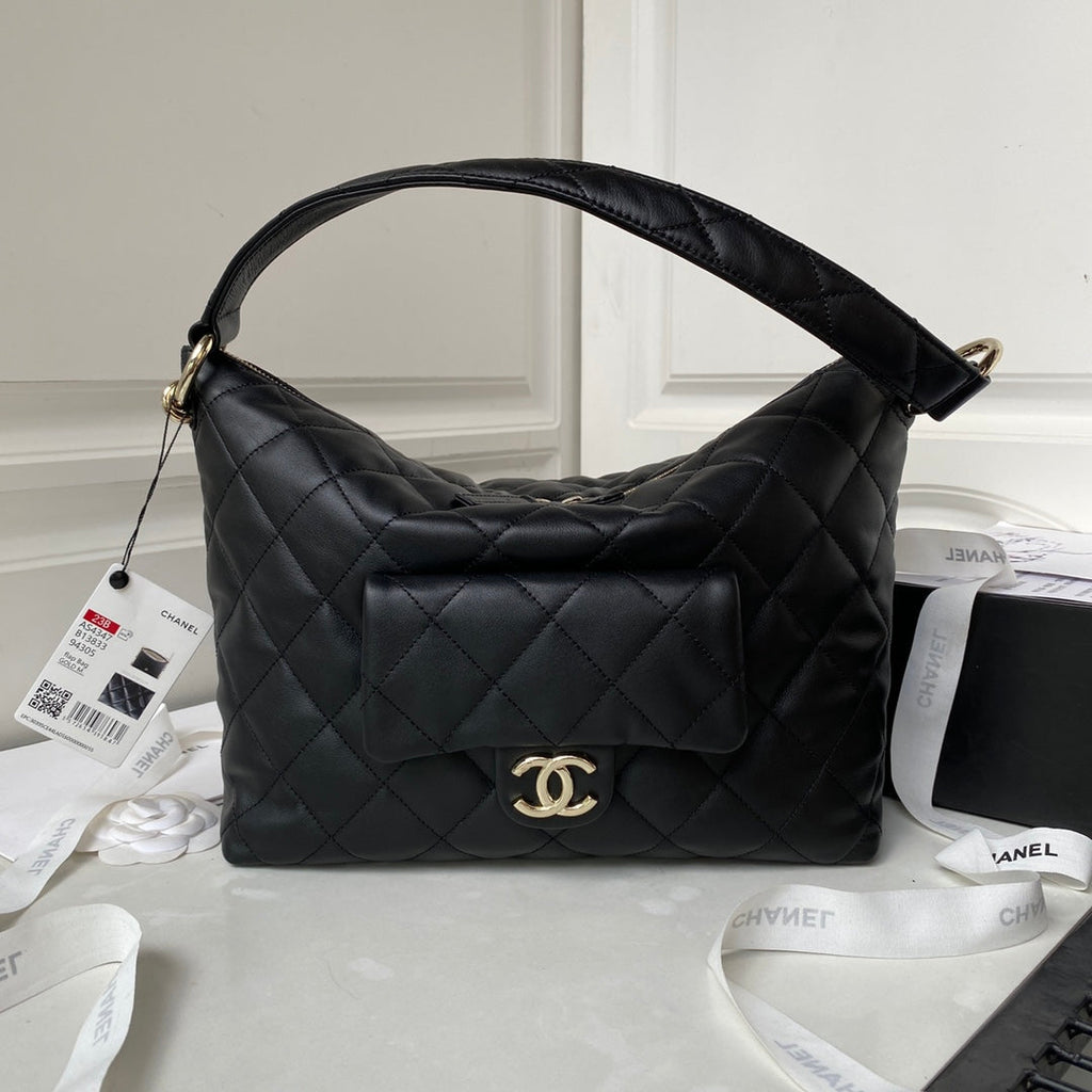 Chanel AS4347 Maxi hobo bag Calfskin Black