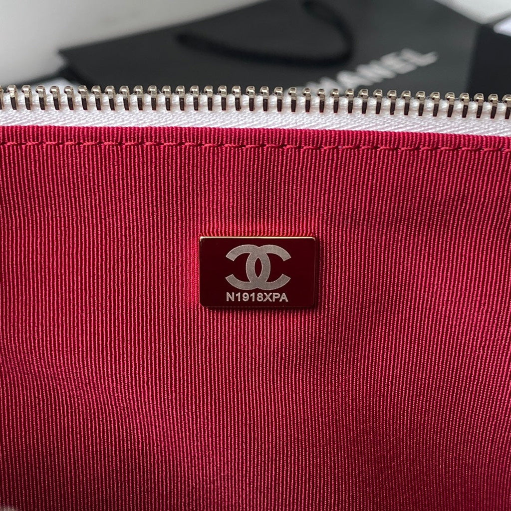 Chanel AS4347 Maxi hobo bag Calfskin Beige