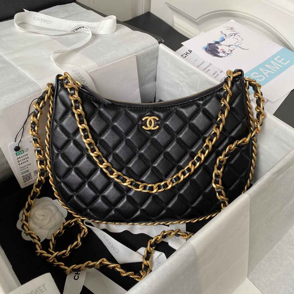 Chanel AS4368 Large hobo bag Shiny crumpled lambskin gold-tone Black