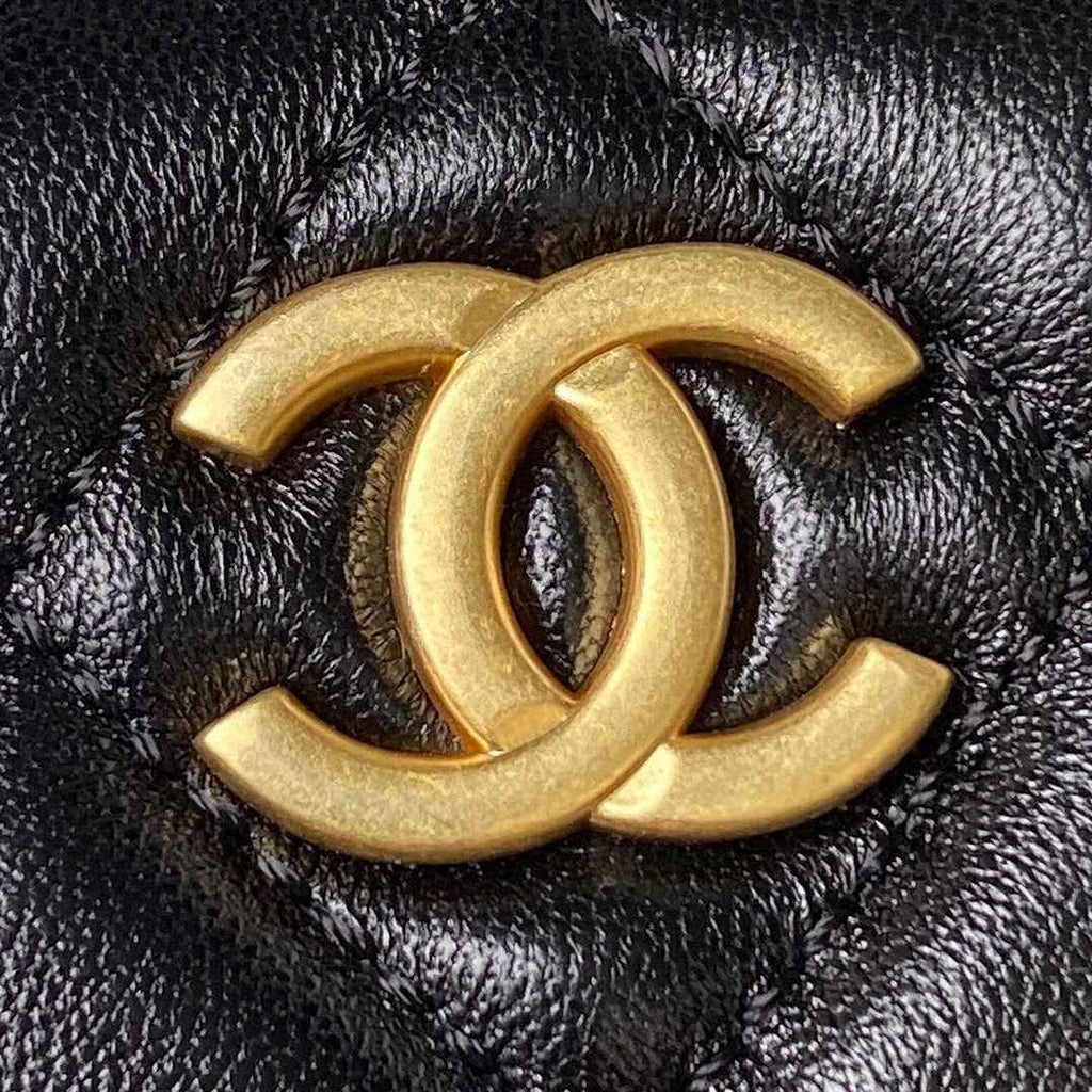 Chanel AS4368 Large hobo bag Shiny crumpled lambskin gold-tone Black