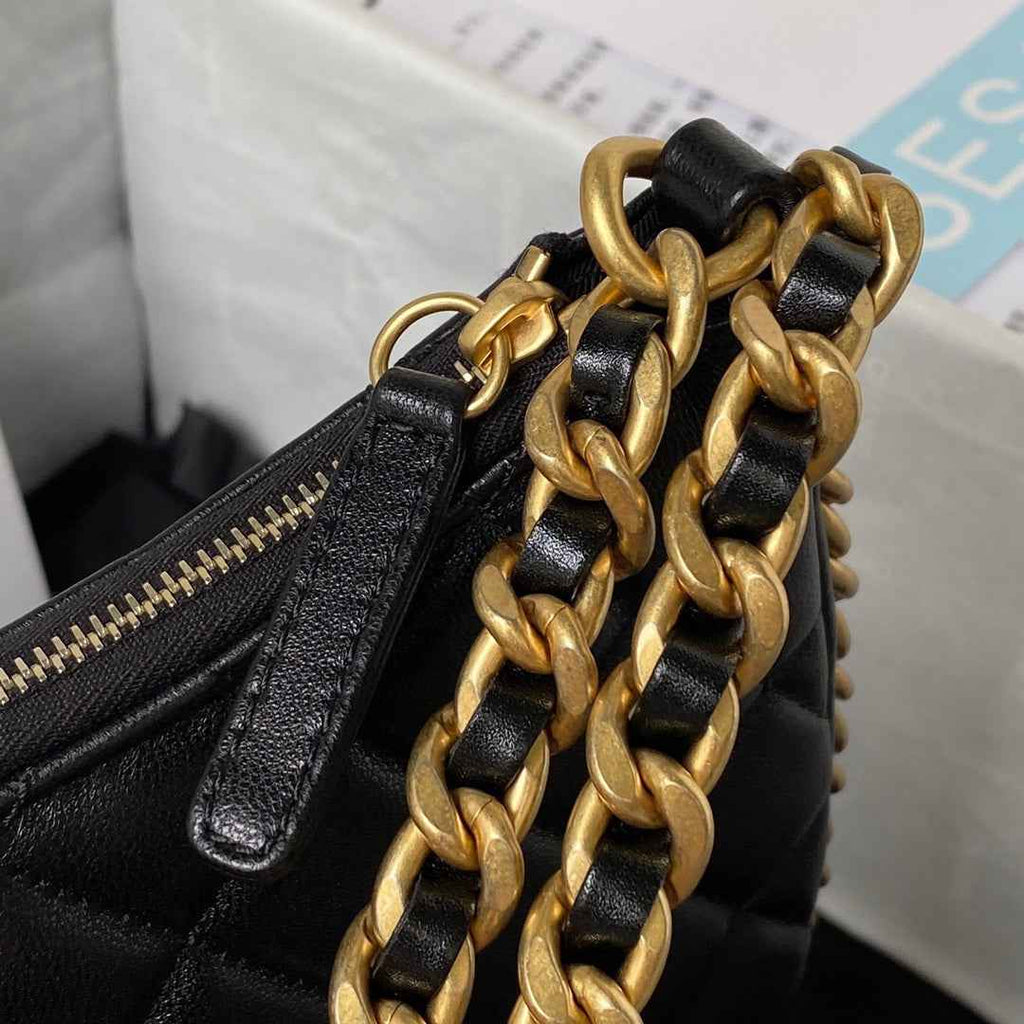 Chanel AS4368 Large hobo bag Shiny crumpled lambskin gold-tone Black