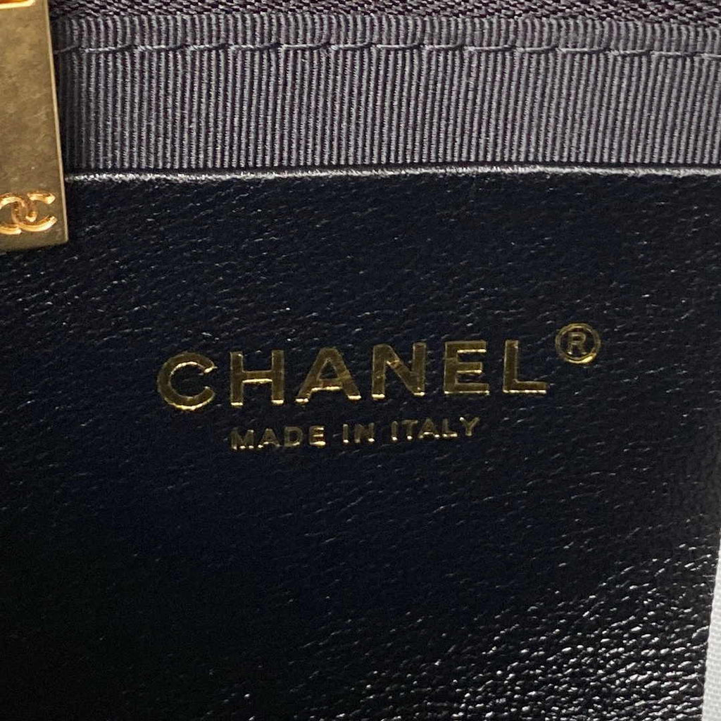 Chanel AS4368 Large hobo bag Shiny crumpled lambskin gold-tone Black