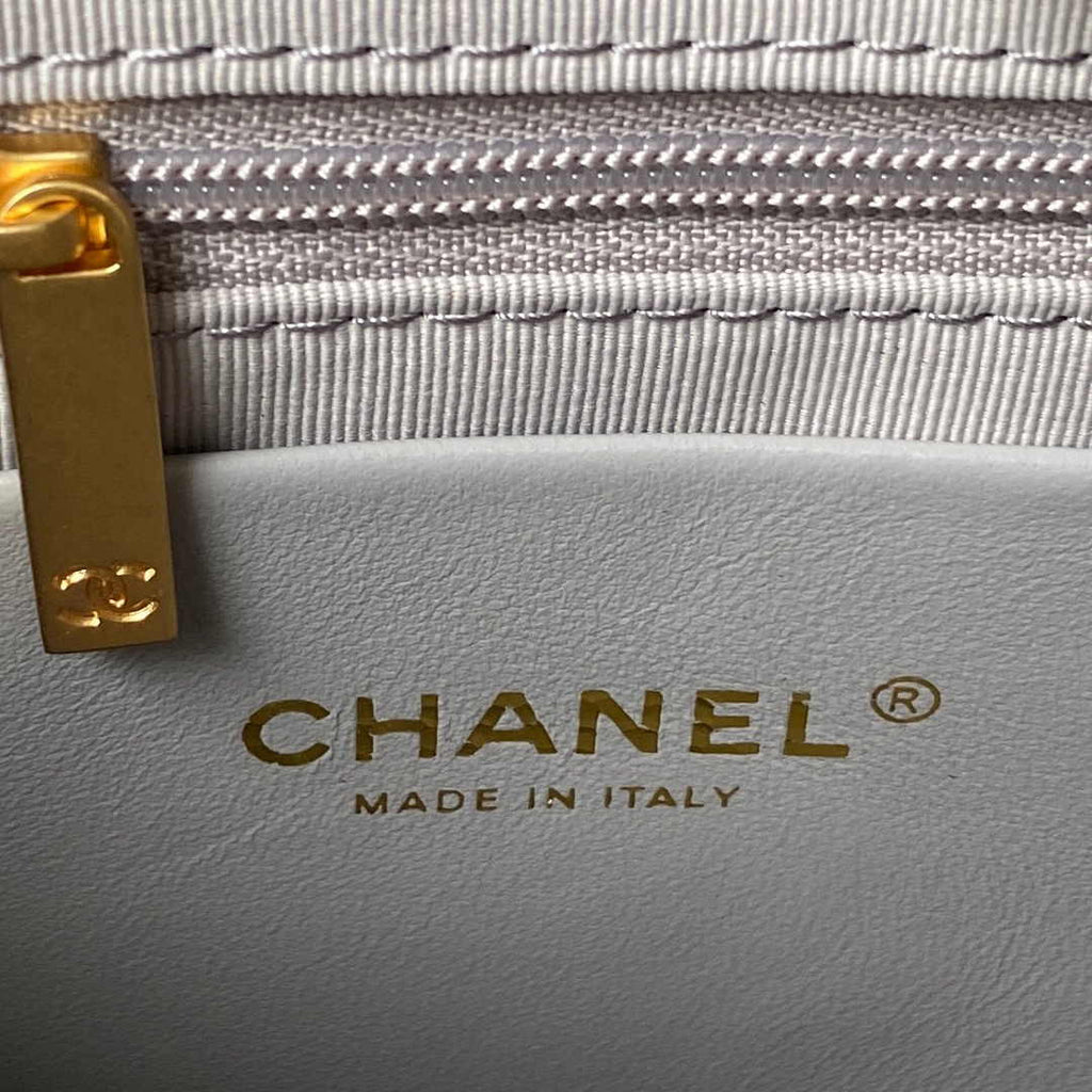 Chanel AS4368 Large hobo bag Shiny crumpled lambskin gold-tone Gray