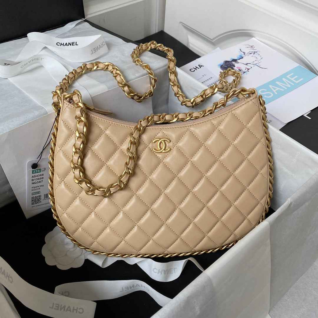 Chanel AS4368 Large hobo bag Shiny crumpled lambskin gold-tone Apricot