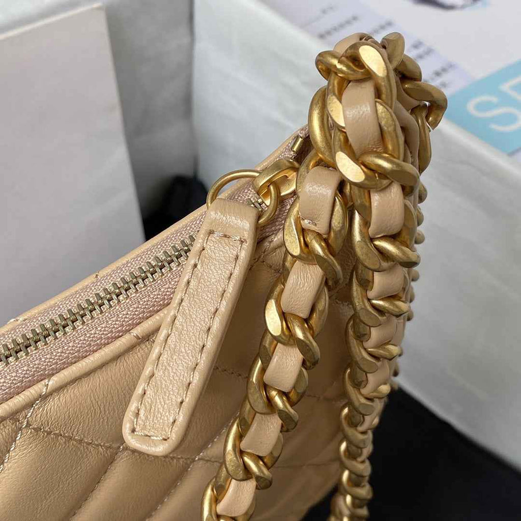 Chanel AS4368 Large hobo bag Shiny crumpled lambskin gold-tone Apricot