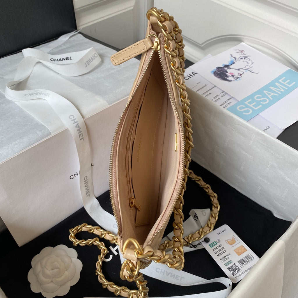 Chanel AS4368 Large hobo bag Shiny crumpled lambskin gold-tone Apricot