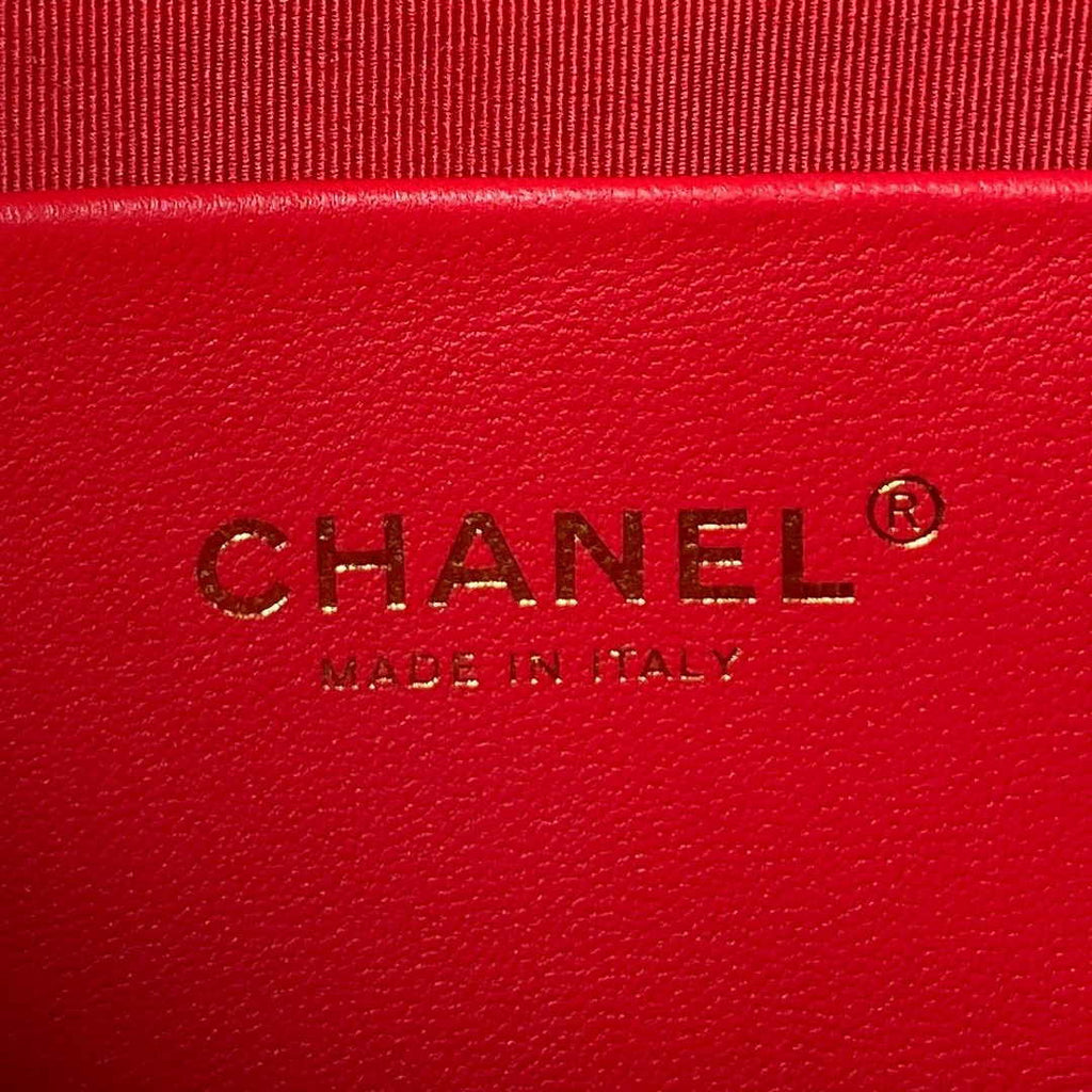 Chanel AS4368 Large hobo bag Shiny crumpled lambskin gold-tone Red
