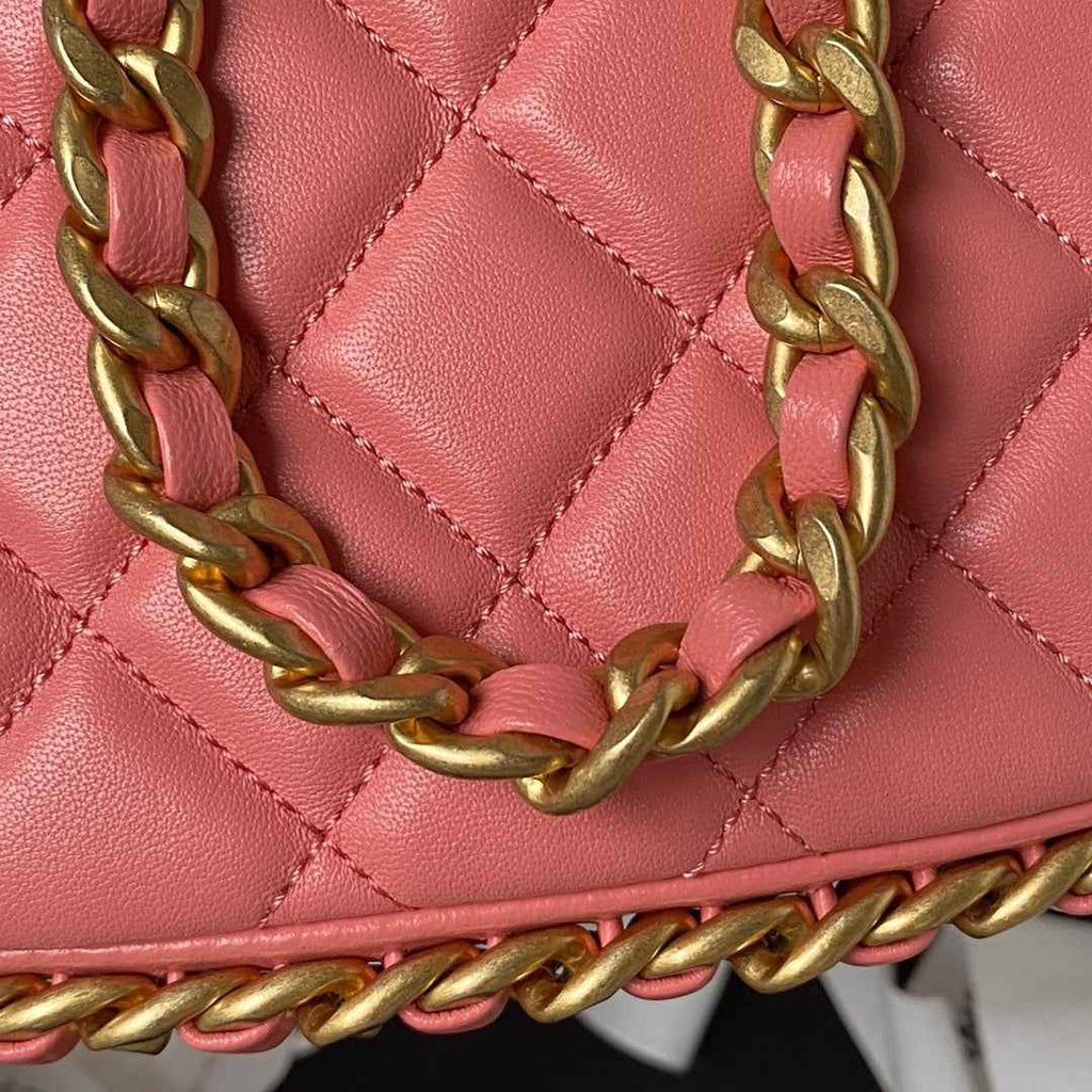 Chanel AS4368 Large hobo bag Shiny crumpled lambskin gold-tone Pink