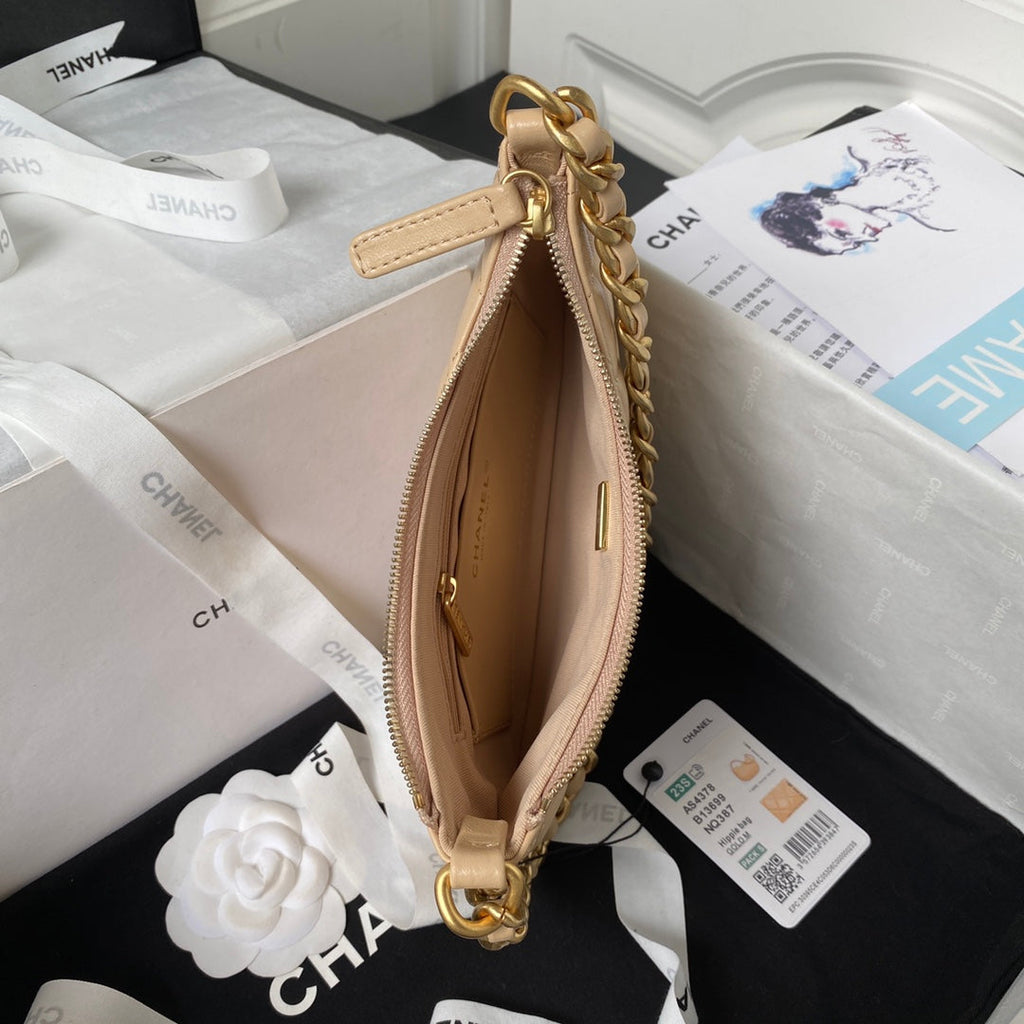 Chanel AS4378 Hobo handbag Shiny crumpled Apricot Lambskin gold-tone