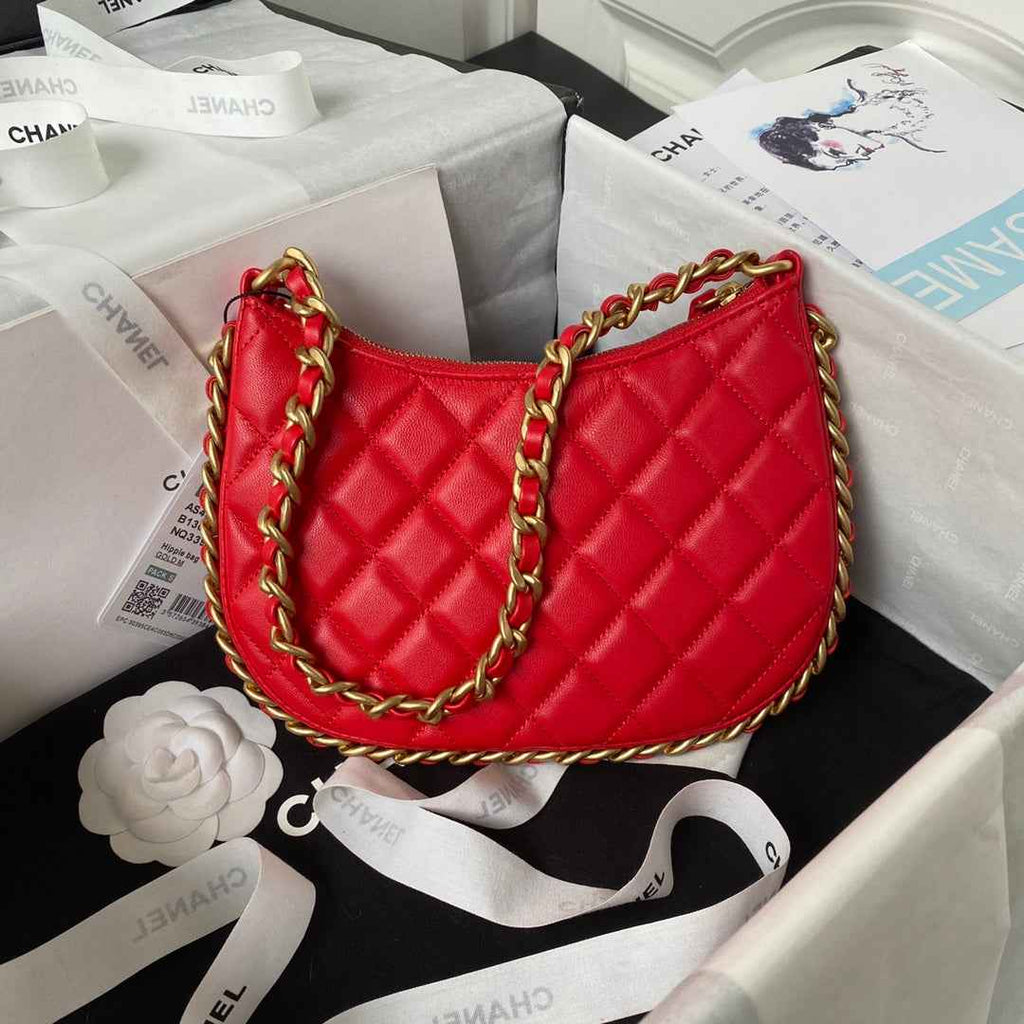 Chanel AS4378 Hobo handbag Shiny crumpled Red Lambskin gold-tone