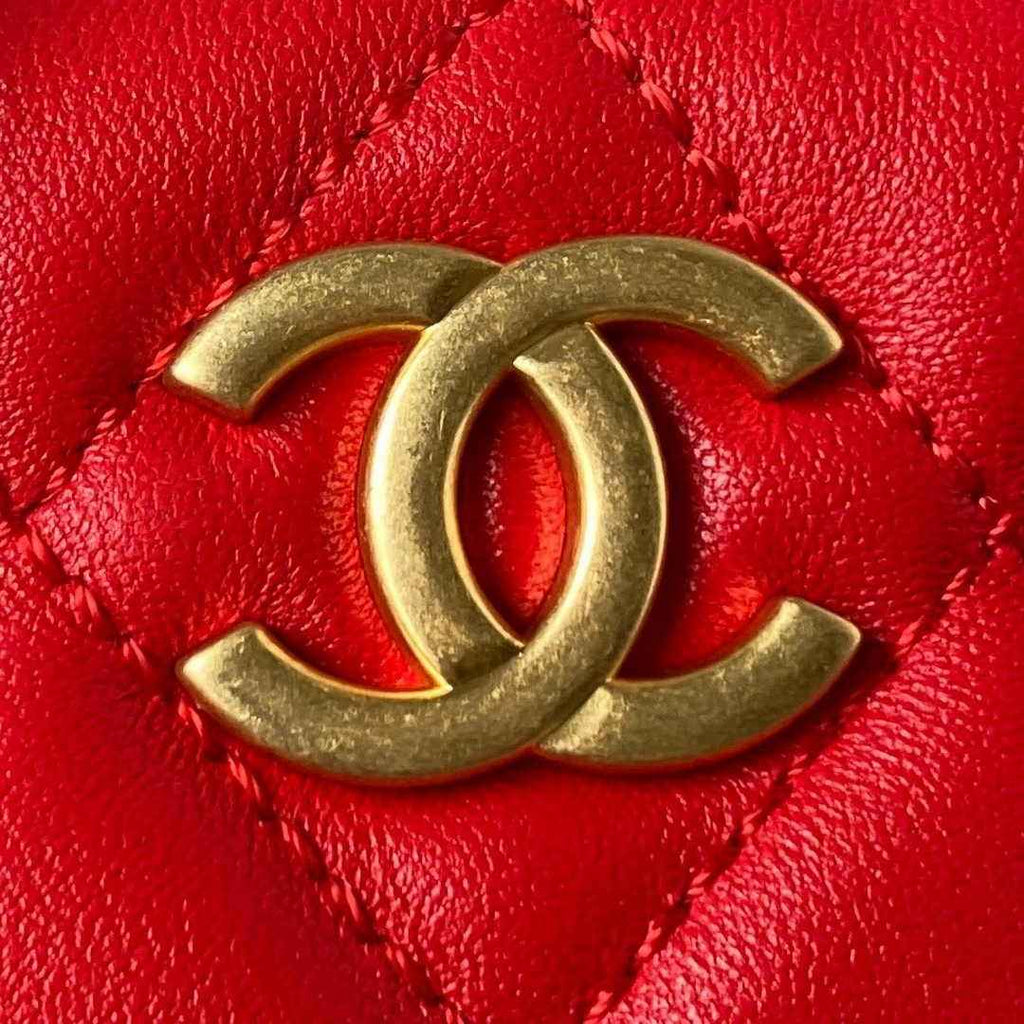 Chanel AS4378 Hobo handbag Shiny crumpled Red Lambskin gold-tone