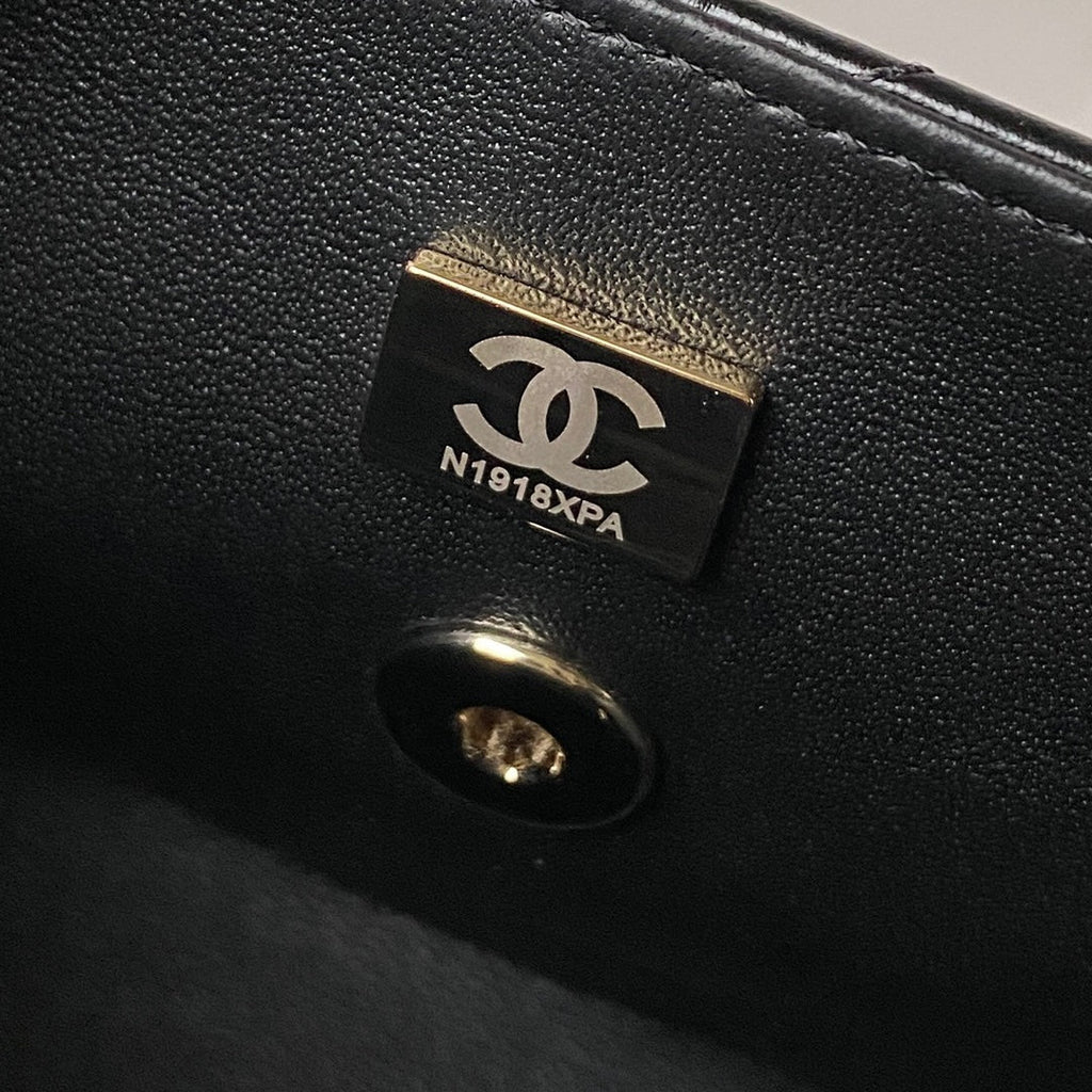 Chanel AS4470 Small Box Bag Lambskin gold-tone metal In Black