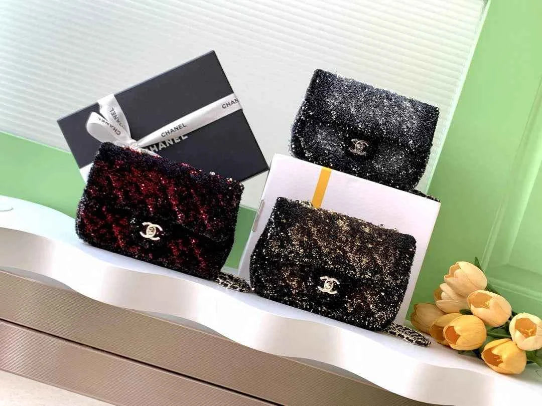 Chanel AS4561  Flap bag, Sequins