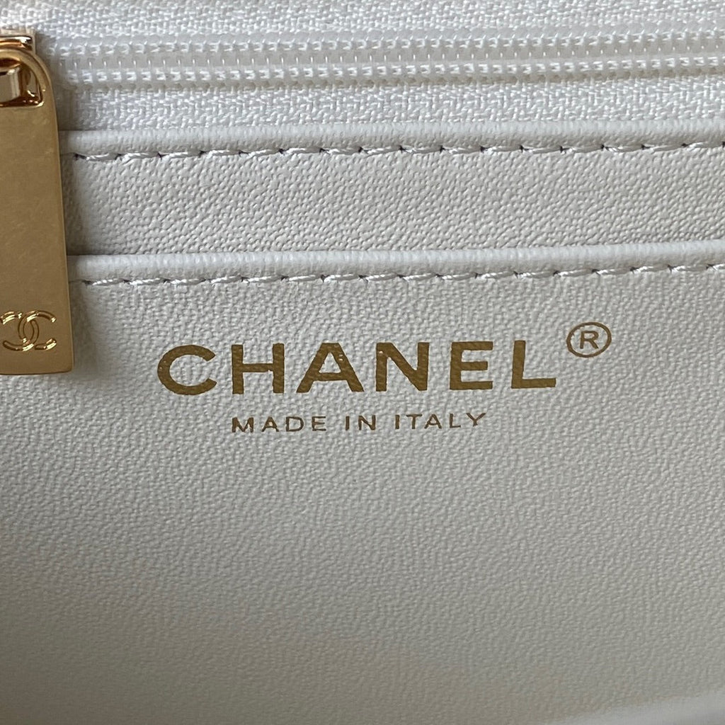 Chanel AS4362 Tote Flap Bag White Lambskin Gold-tone metal