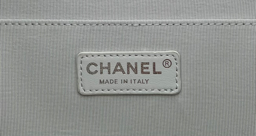 Chanel AS4661 MAXI Flap Cruise Bag White Calfskin Silver
