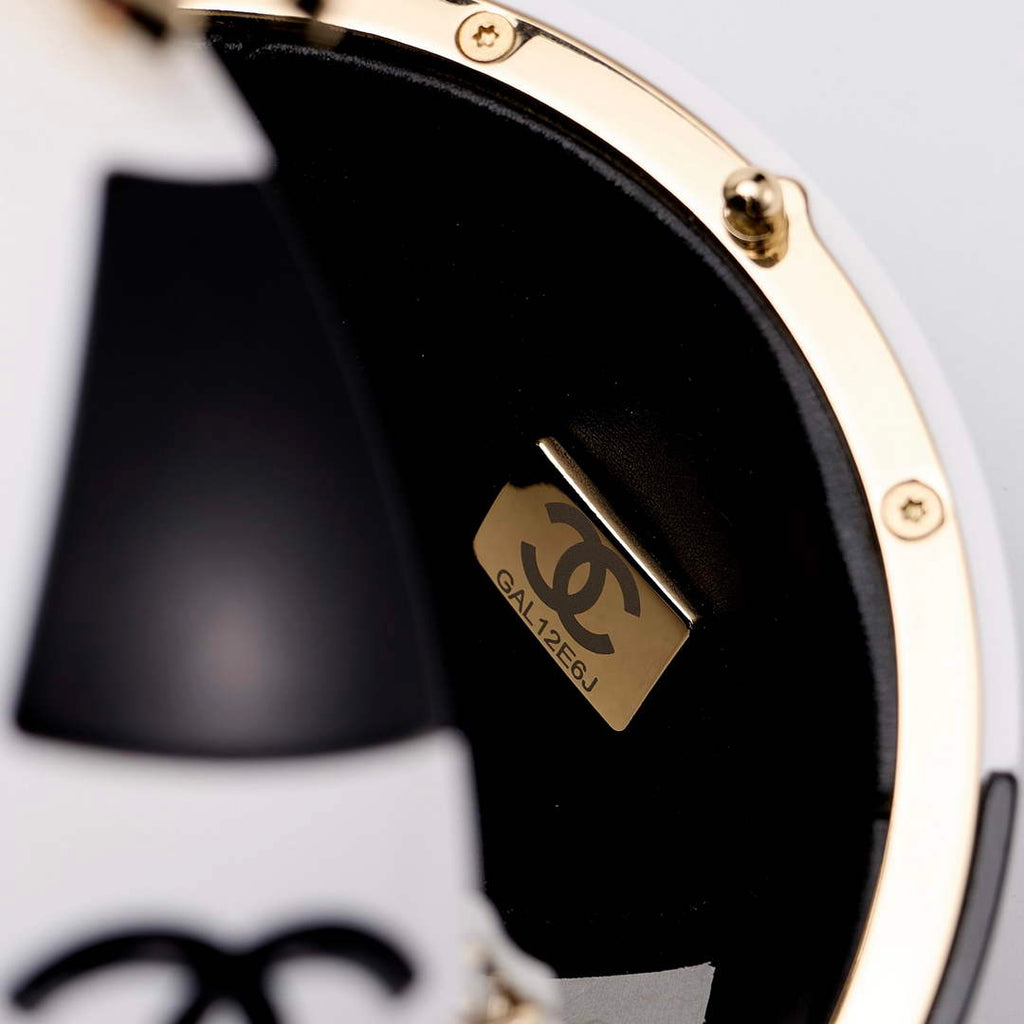 Chanel Black And White Resin Enamel Checker Sphere 23CNL557