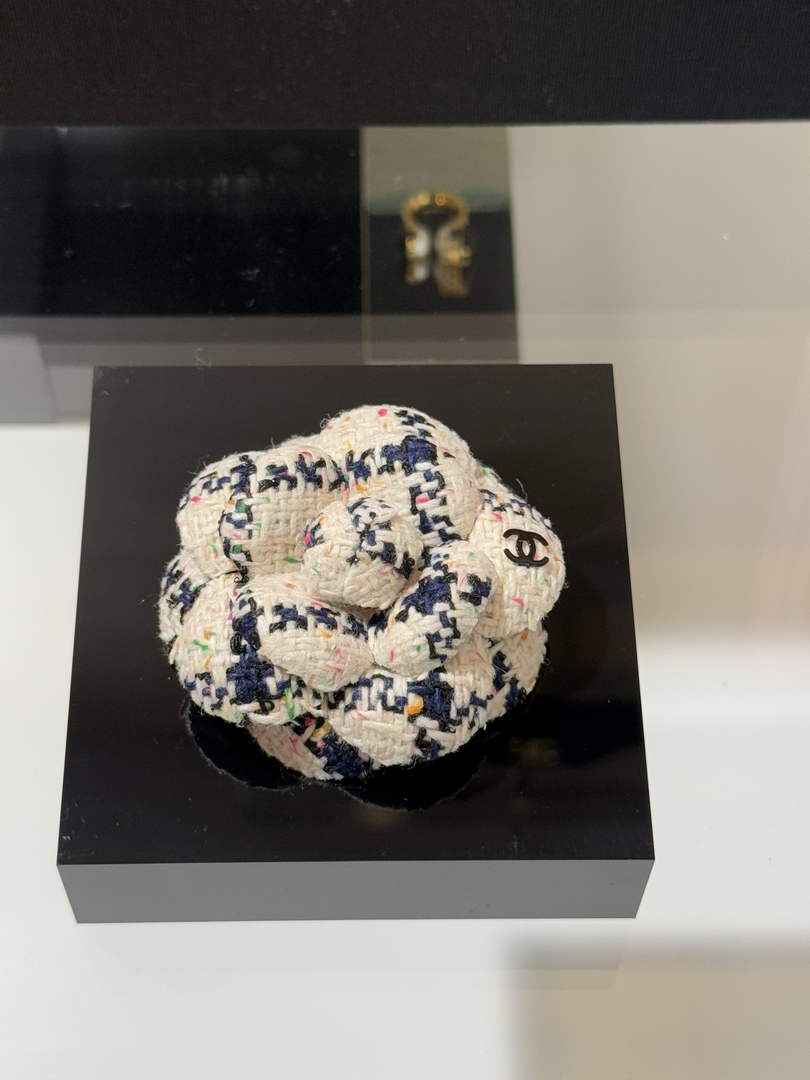 Chanel Brooch Jewelry ABH3302