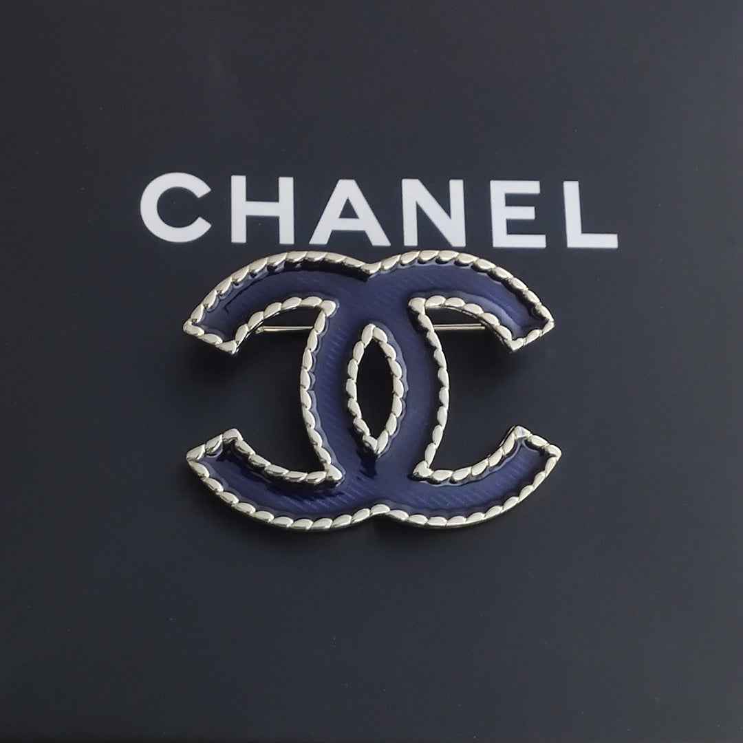 Chanel Brooch Jewelry J33527