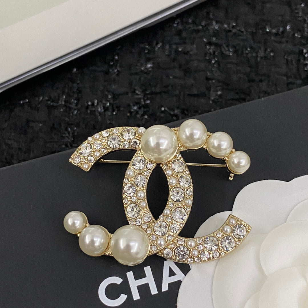 Chanel Brooch Jewelry J33420