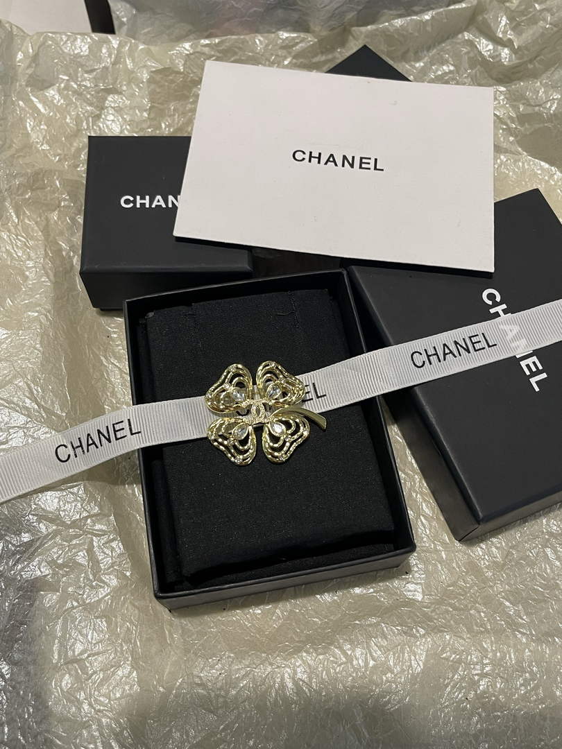 Chanel Brooch Jewelry J33420